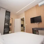 Апартаменты White Arena *