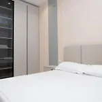 Apartment White Arena