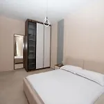 Apartman White Arena Golem