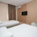 Apartment White Arena Golem (Tirana)