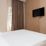 Apartman White Arena Golem