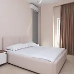 White Arena Apartment
