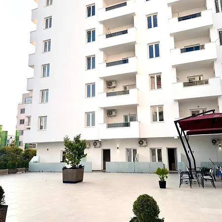 White Arena Apartament *