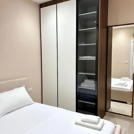 White Arena Apartament Golem (Tirana)