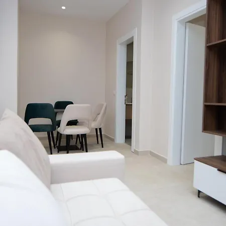 Apartament White Arena