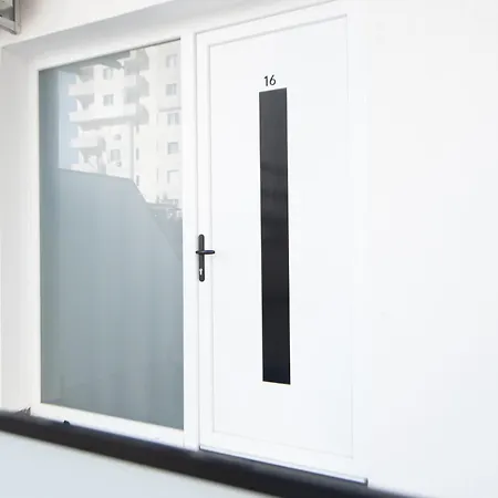 Apartamento White Arena