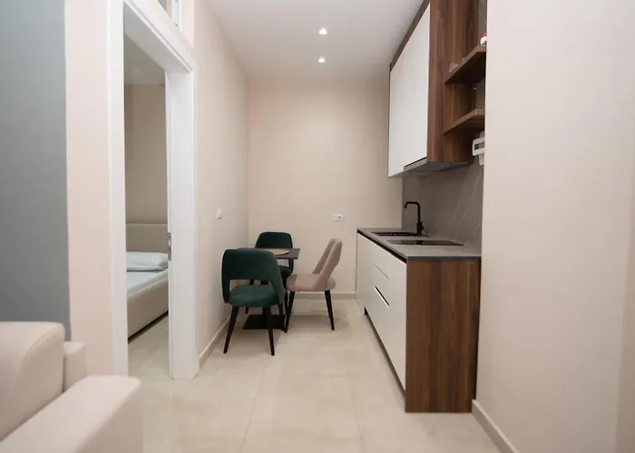 White Arena * Golem (Tirana)