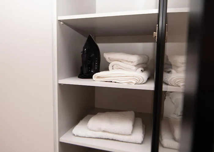 White Arena Apartment *
