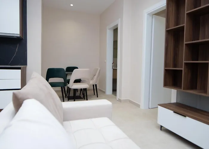 Apartment White Arena