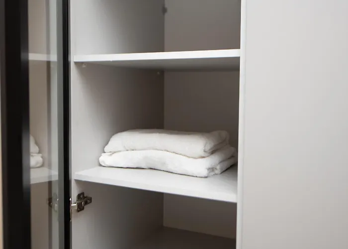 White Arena Golem (Tirana)