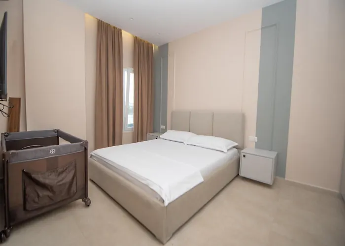 Apartment White Arena Golem (Tirana)