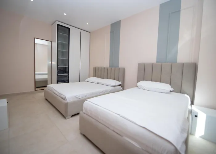 White Arena Apartment *