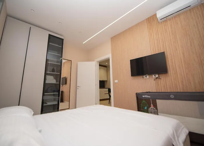 Apartment White Arena *