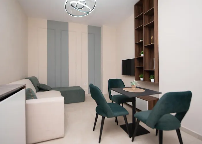 White Arena Apartment