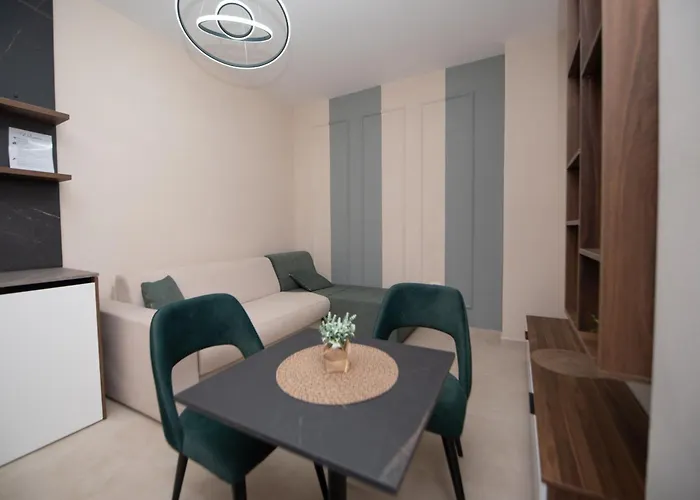 Apartment White Arena