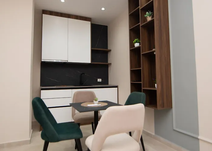 Apartment White Arena